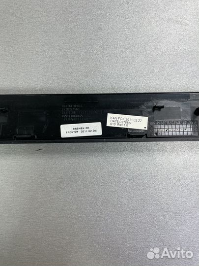 Рамка матрицы, безель ноутбука Samsung R525