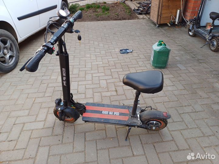 Самокат взрослый электрический