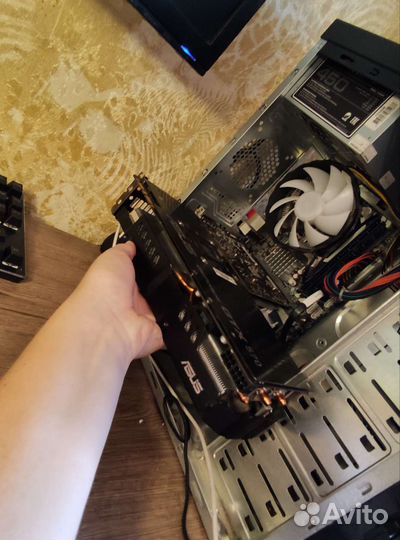 Видеокарта GTX 570