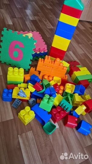 Конструктор пластиковый