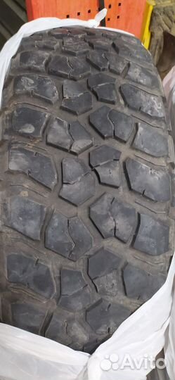 Bfgoodrich Mud-Terrain T/A KM2 265/70 R17