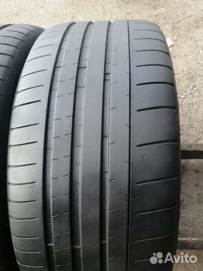 Michelin Pilot Sport 4 S 245/40 R20 и 275/35 R20