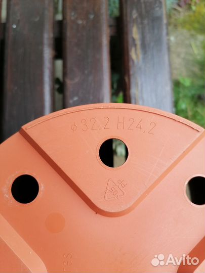 Горшки для цветов пластиковые б/у