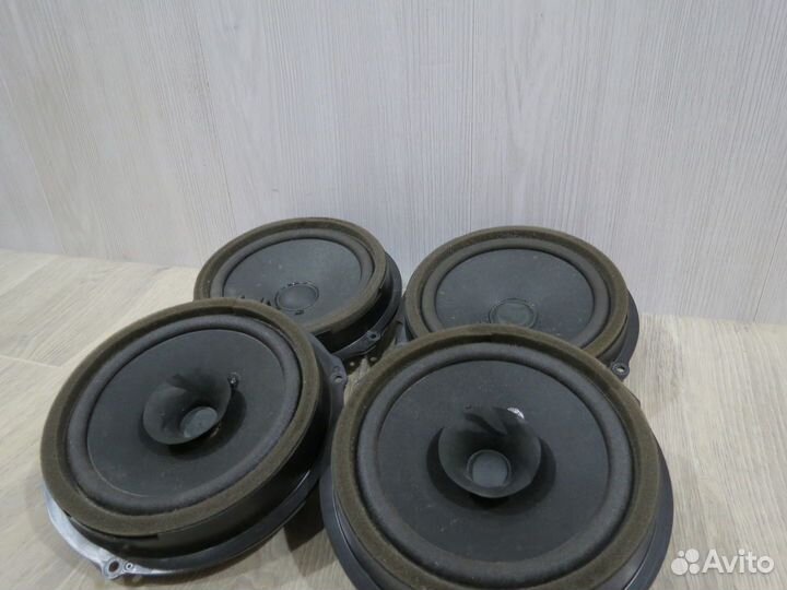 Динамик в дверь Ford Focus 3