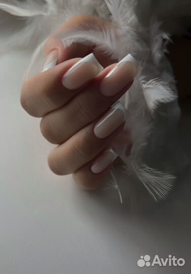 Маникюр педикюр