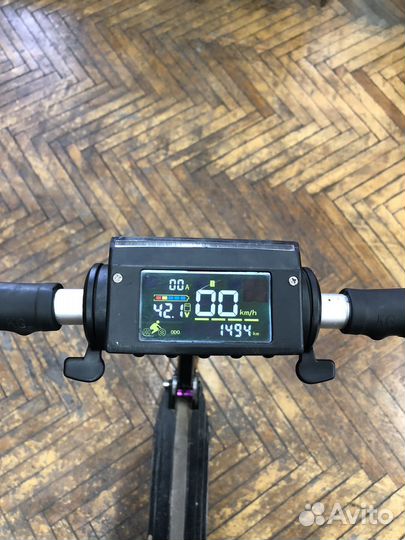 Электросамокат iconbit