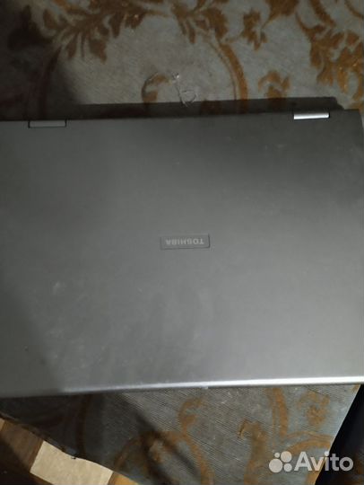 Ноутбук toshiba