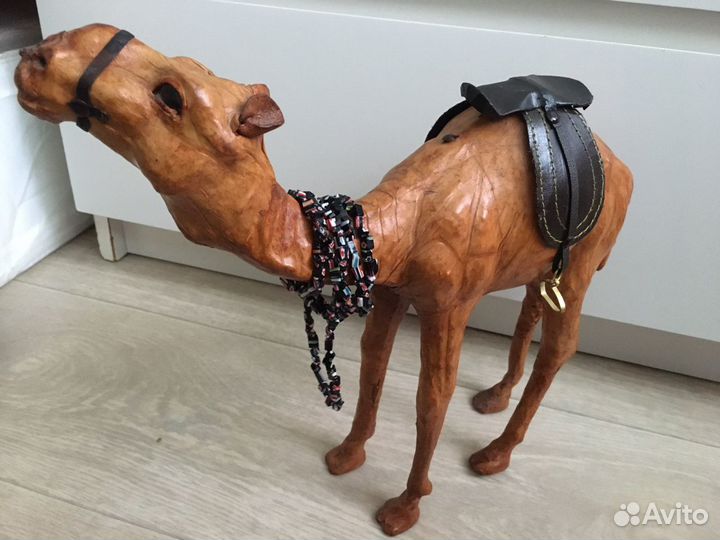 Статуэтка верблюд кожа большой