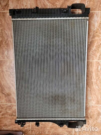 Радиатор mercedes benz