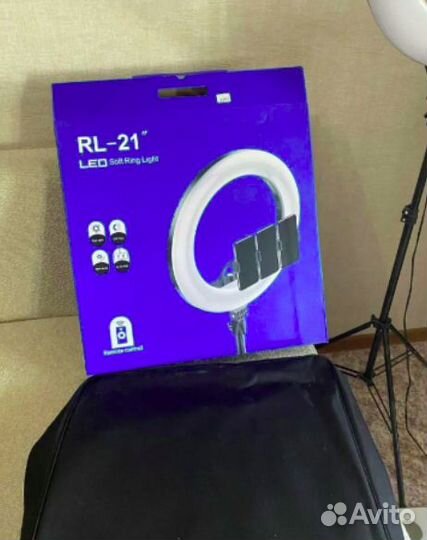 Кольцевая лампа 54 см со штативом RL 21