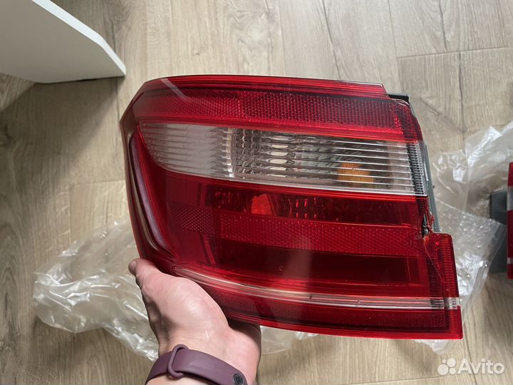 Левый задний фонарь в сборе Лада Веста (сколы)