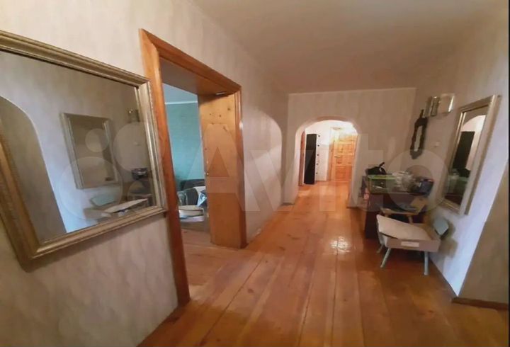 4-к. квартира, 122 м², 3/10 эт.