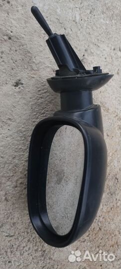 Зеркало правое Рено Логан 1