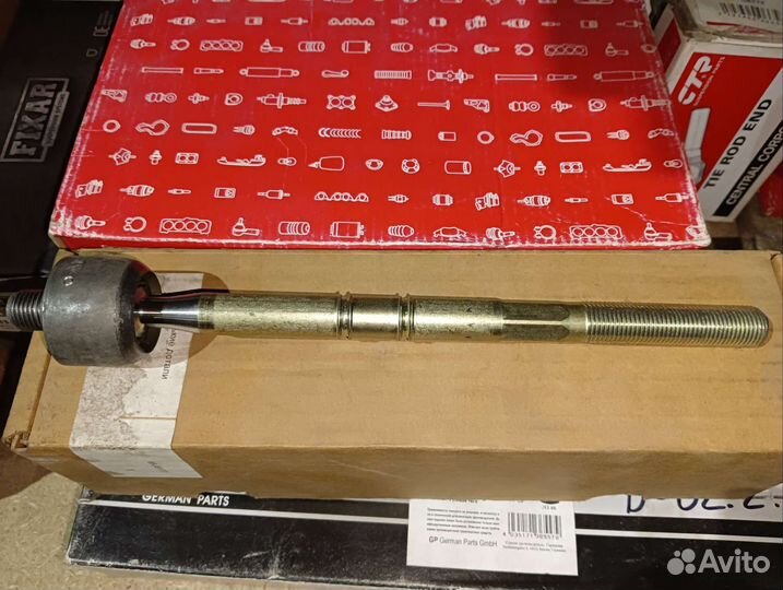 Тяга рулевая Toyota Carina E