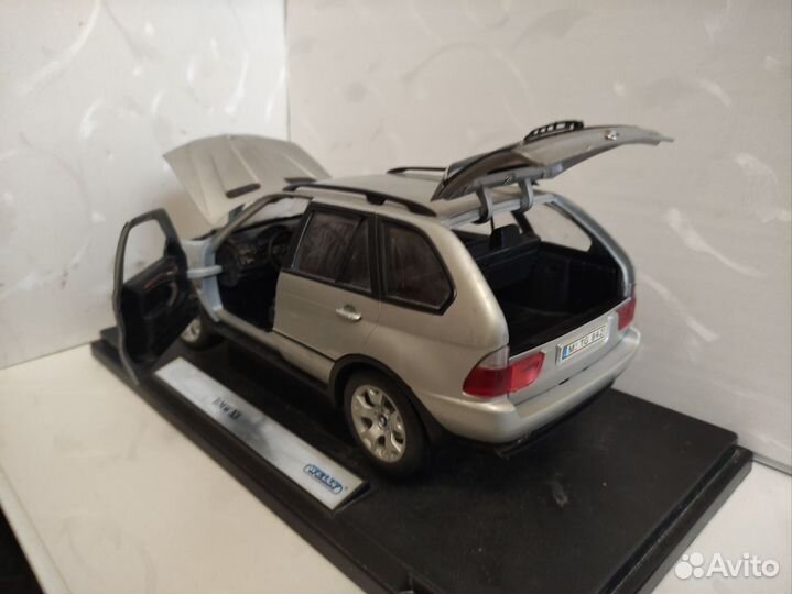 Модели автомобилей 1 24