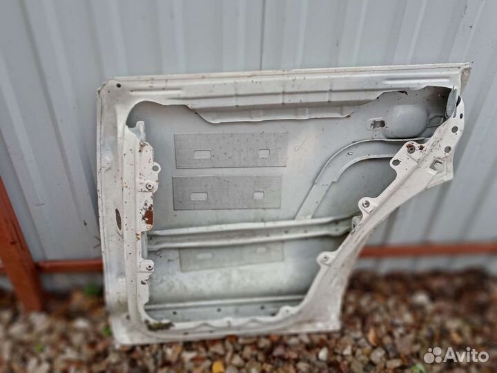 Задняя правая дверь Фольксваген Тоуарег 1 Touareg