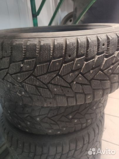 Dunlop SP Winter Ice 02 195/50 R15 82T