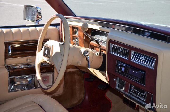 Прокат ретро автомобиля Cadillac