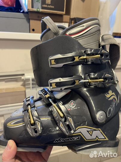 Горнолыжные ботинки Nordica olimpia 23,5