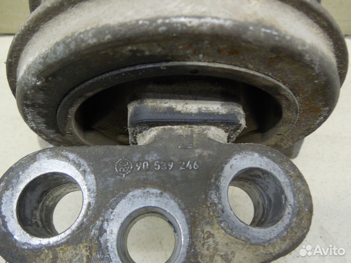 Опора двигателя правая Astra H / Family 2004-2015