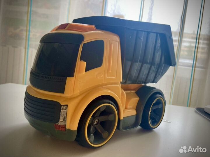 Развивающий автомобиль