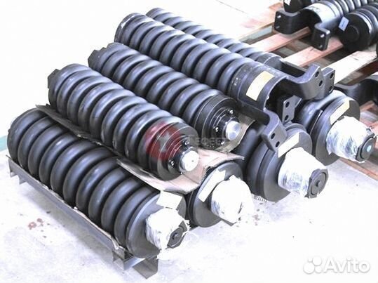 Натяжитель гусеницы Komatsu PC300-8