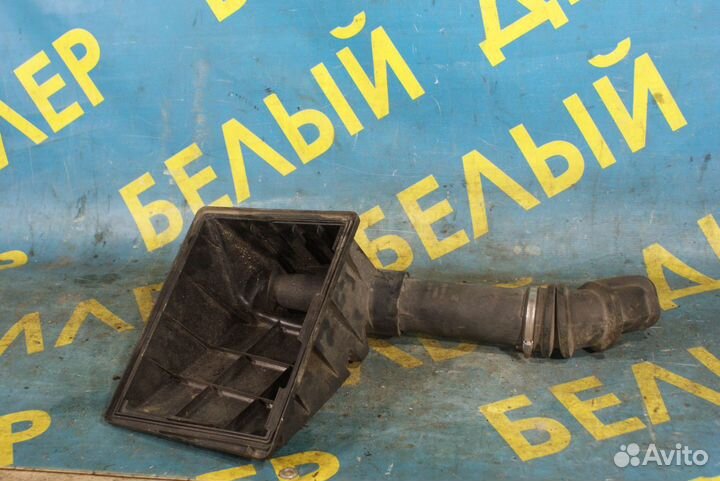 Корпус воздушного фильтра Mercedes-Benz W202