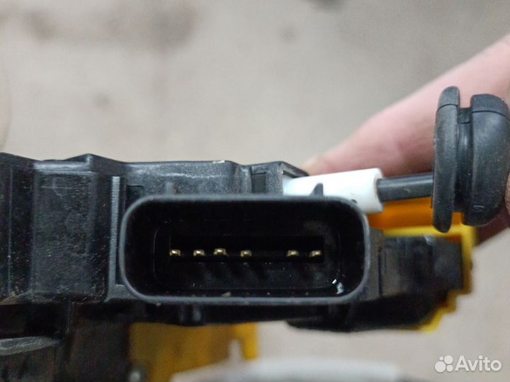 Замок двери передний левый kia ceed 2