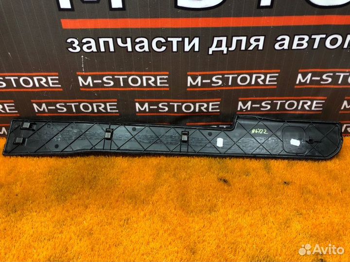 Обшивка салона левая Bmw 7-Series E66/65 N62B48B