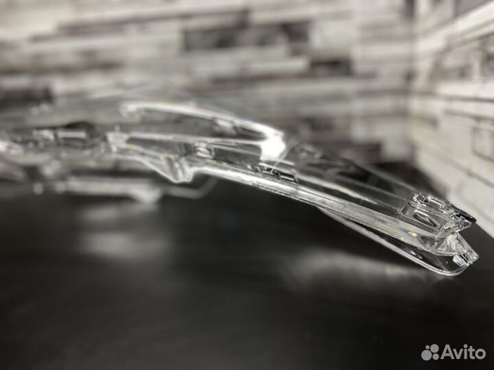 Стекло фары Toyota Corolla (12-16) Led, галоген