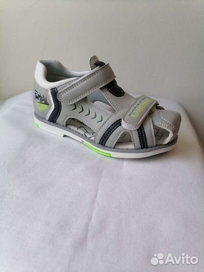 Сандали Новые