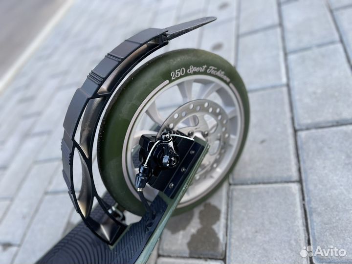 Самокат взрослый