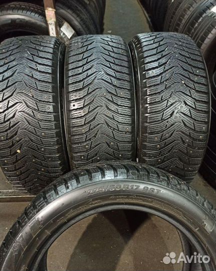 Marshal WinterCraft Ice WI31 225/50 R17 99W