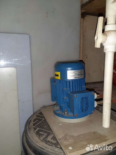 Химически стойкий насос