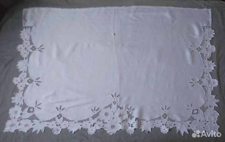 Салфетки накомодники с вышивкой винтаж