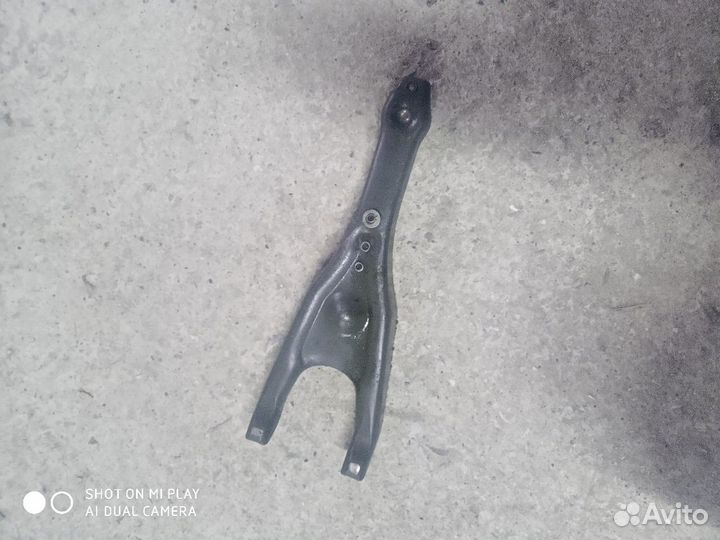 Лапка сцепления газель волга разборка