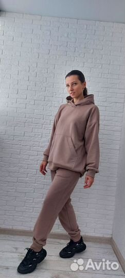 Костюм спортивный