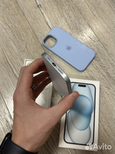 iPhone 15, 128 ГБ