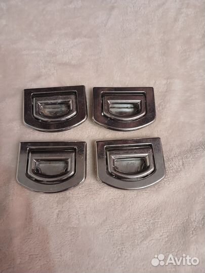 Крепление сетки в багажник Porshe Cayenne