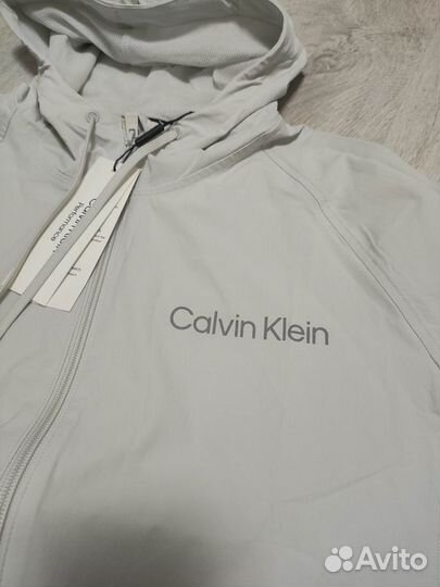 Ветровка Calvin Klein оригинал новая