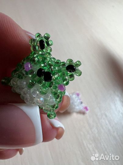 Милые фигурки из бисера