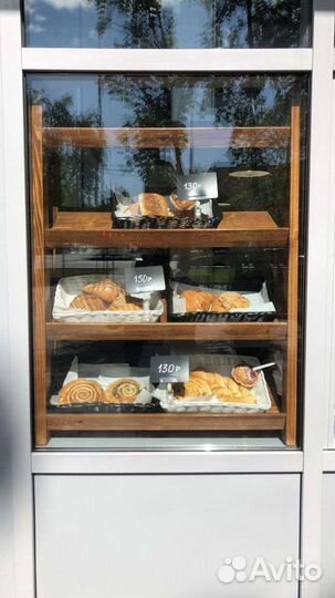 Деревянный стеллаж / этажерка