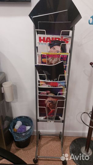 Стойка для журналов