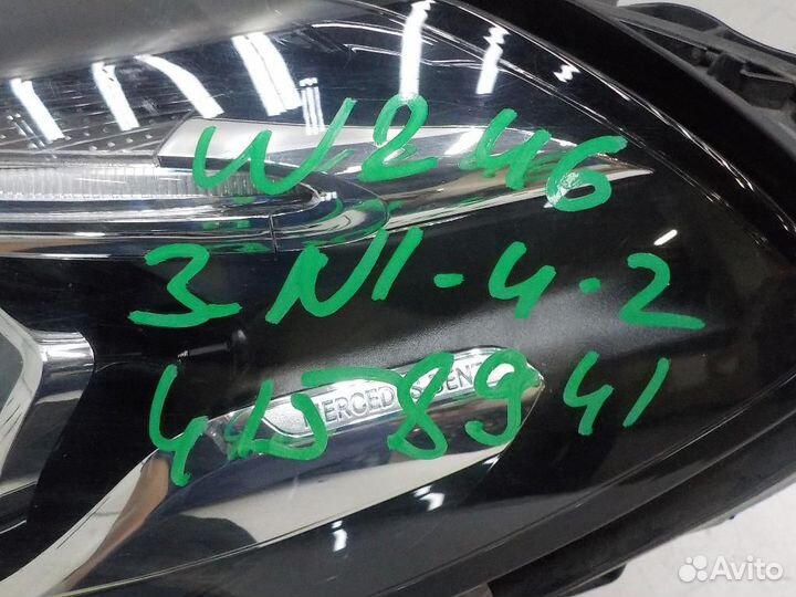 Фара левая Mercedes-Benz B-Class