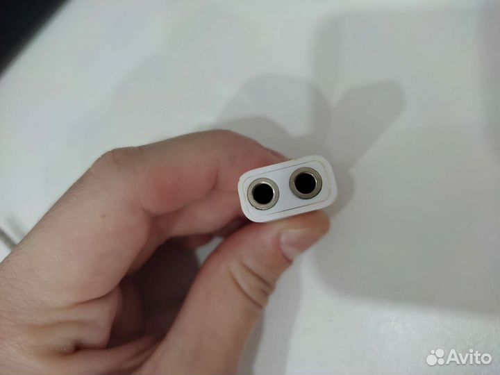 Разветвитель для наушников и AUX кабелей