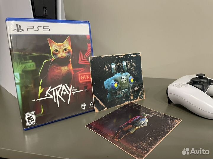 Диск игра Stray на PS5 с открытками