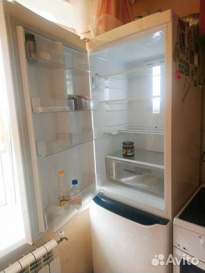 Холодильник LG