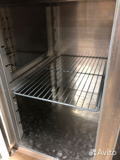 Холодильный стол для бармена