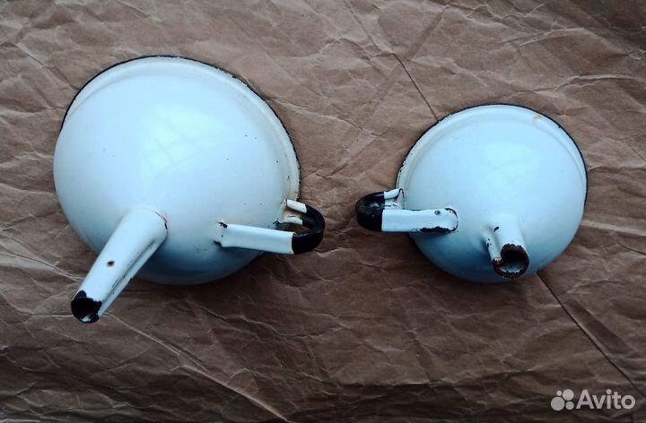 Воронка лейка СССР белая эмаль