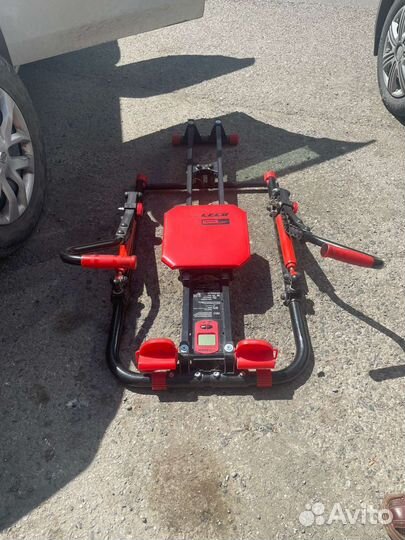 Гребной тренажер